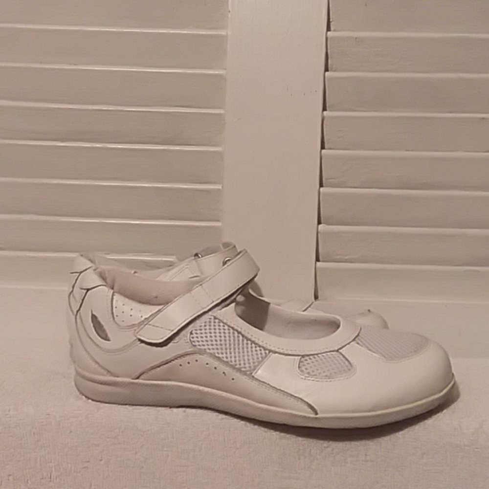 BAREFOOT Freedom Shoes